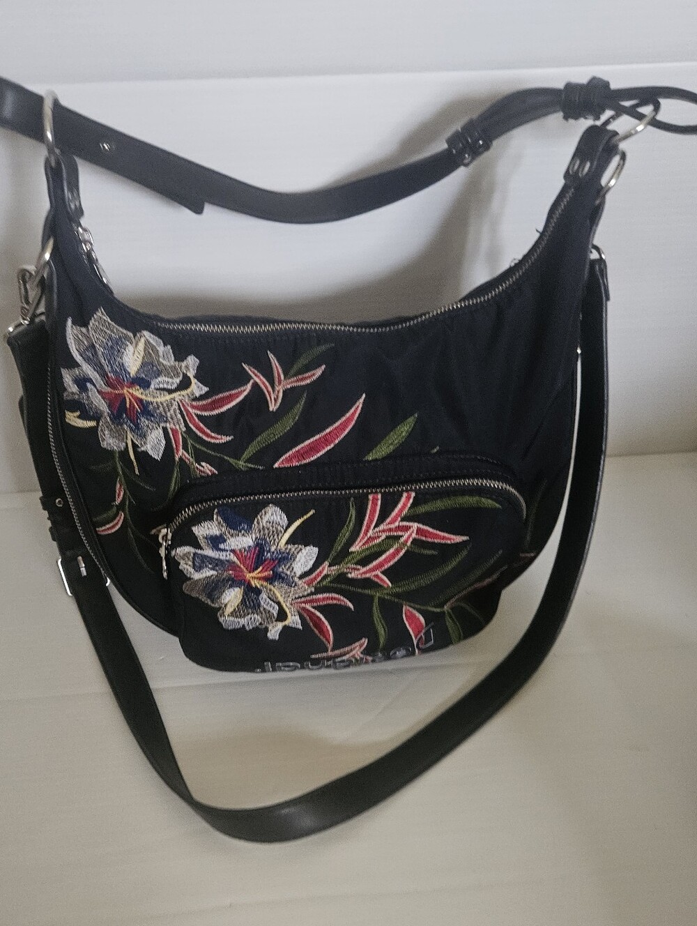 Desigual Siberia Floral Embroidered Shoulder Crossbody Bag Navy Blue Boho Bag - Picture 6 of 16